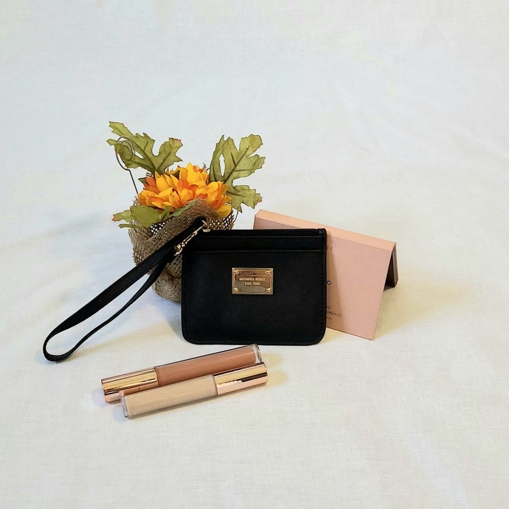 NWOT Michael Kors Black Leather Coin/Card Holder